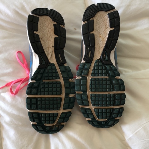 Nike Revolution 2 Running Shoes - Picture 3 of 3